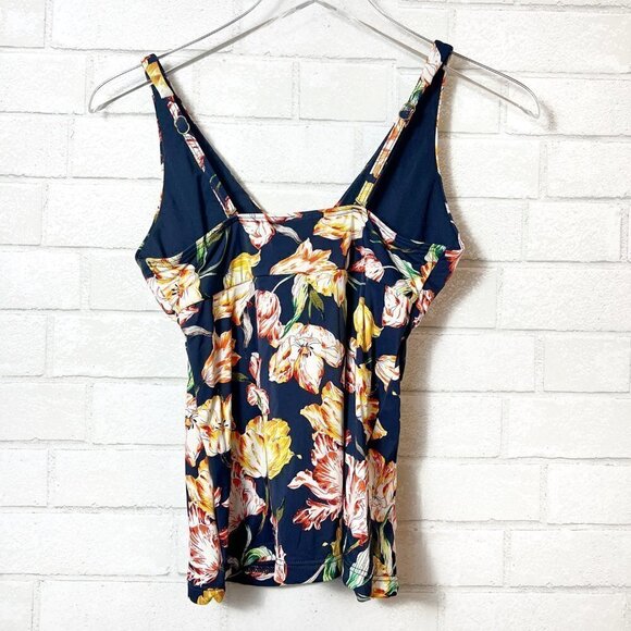 Jets Australia By Jessika Allen Woman Galleria Crossover Floral-Print Bikini Top - Picture 10 of 11